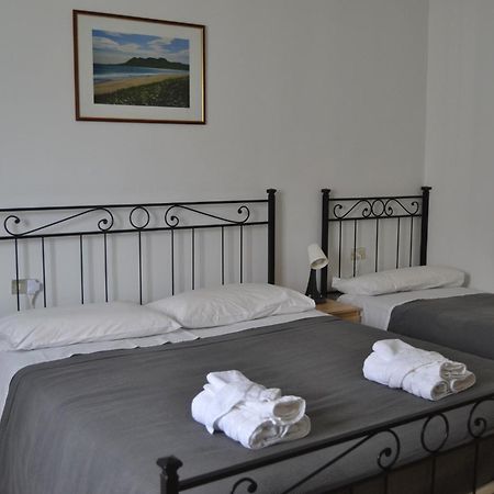 Villa La Rosa E La Spina - Casa Vacanze E Relax ديرفيو المظهر الخارجي الصورة