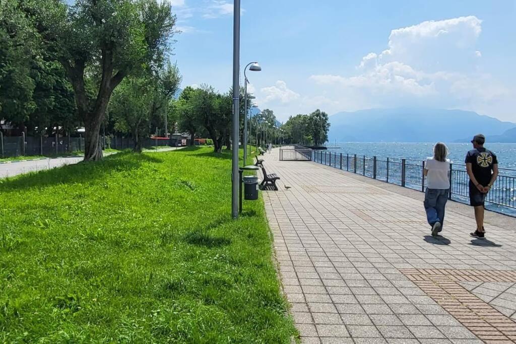Villa La Rosa E La Spina - Casa Vacanze E Relax ديرفيو المظهر الخارجي الصورة