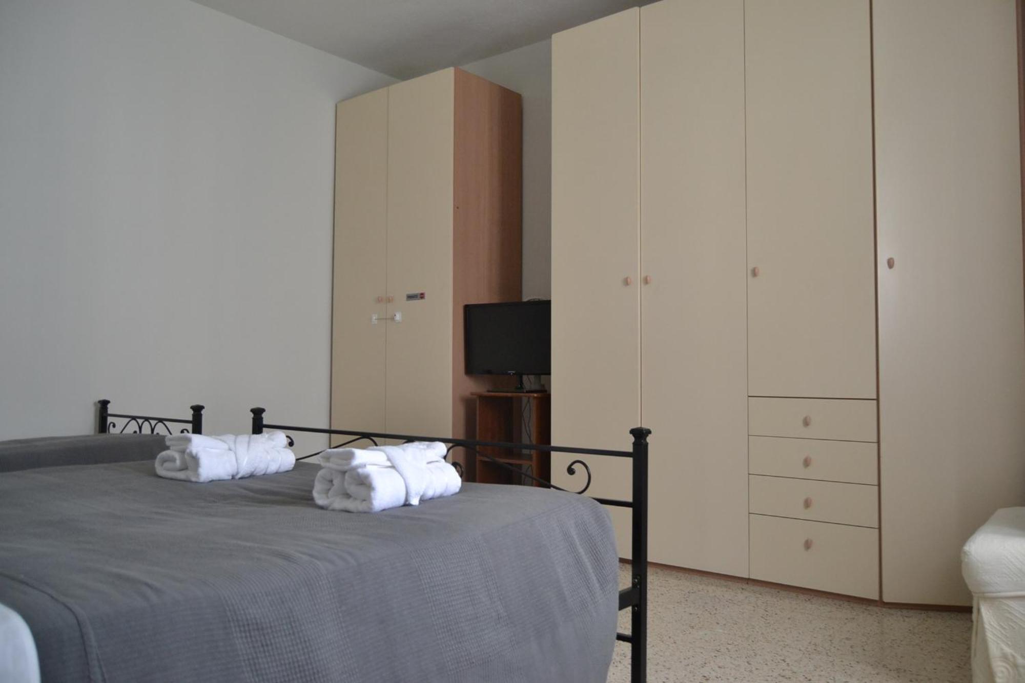 Villa La Rosa E La Spina - Casa Vacanze E Relax ديرفيو المظهر الخارجي الصورة